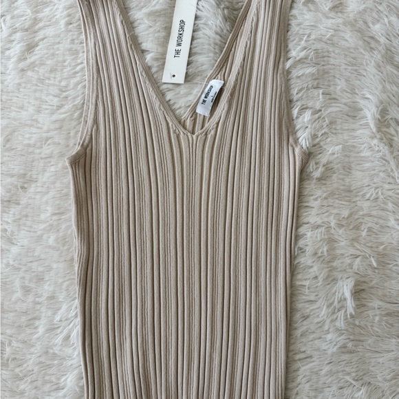 Allie Rose Beige Striped Linen set w/Beige Workshop tank sweater 3 piece set - Picture 11 of 16